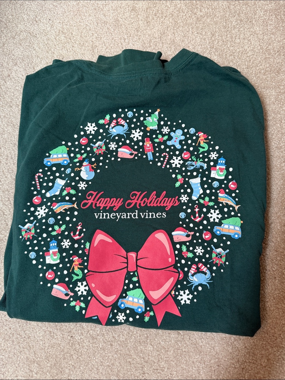 Vineyard Vines Dark Green Holiday Wreath Tee with Red Bow